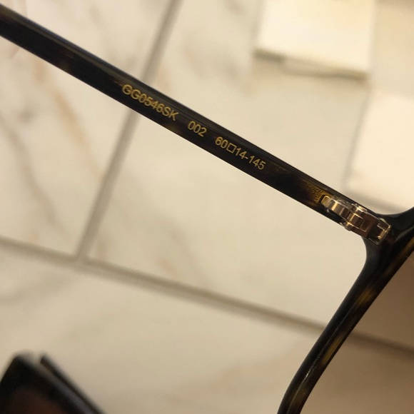 NEW GUCCI SUNGLASSES - Picture 10 of 11